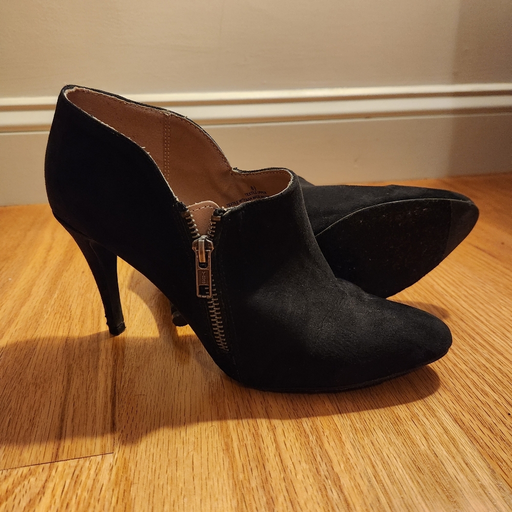 Heeled Booties with Zipper Sides